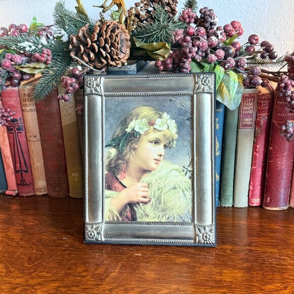 Vintage Silver Frame with Pretty Girl 5 X 7 - Picture 10 of 11